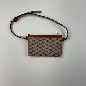 Michael Kors Belt Bag Waist Pack‎ Adjustable Belt Hands-Free Travel